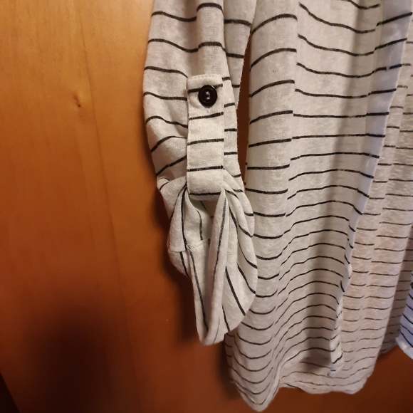 Almost Famous button up. - Picture 2 of 3